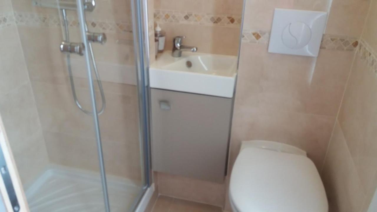 Paris 8 Eme Appartement 2 Pieces Metro Miromesnil المظهر الخارجي الصورة